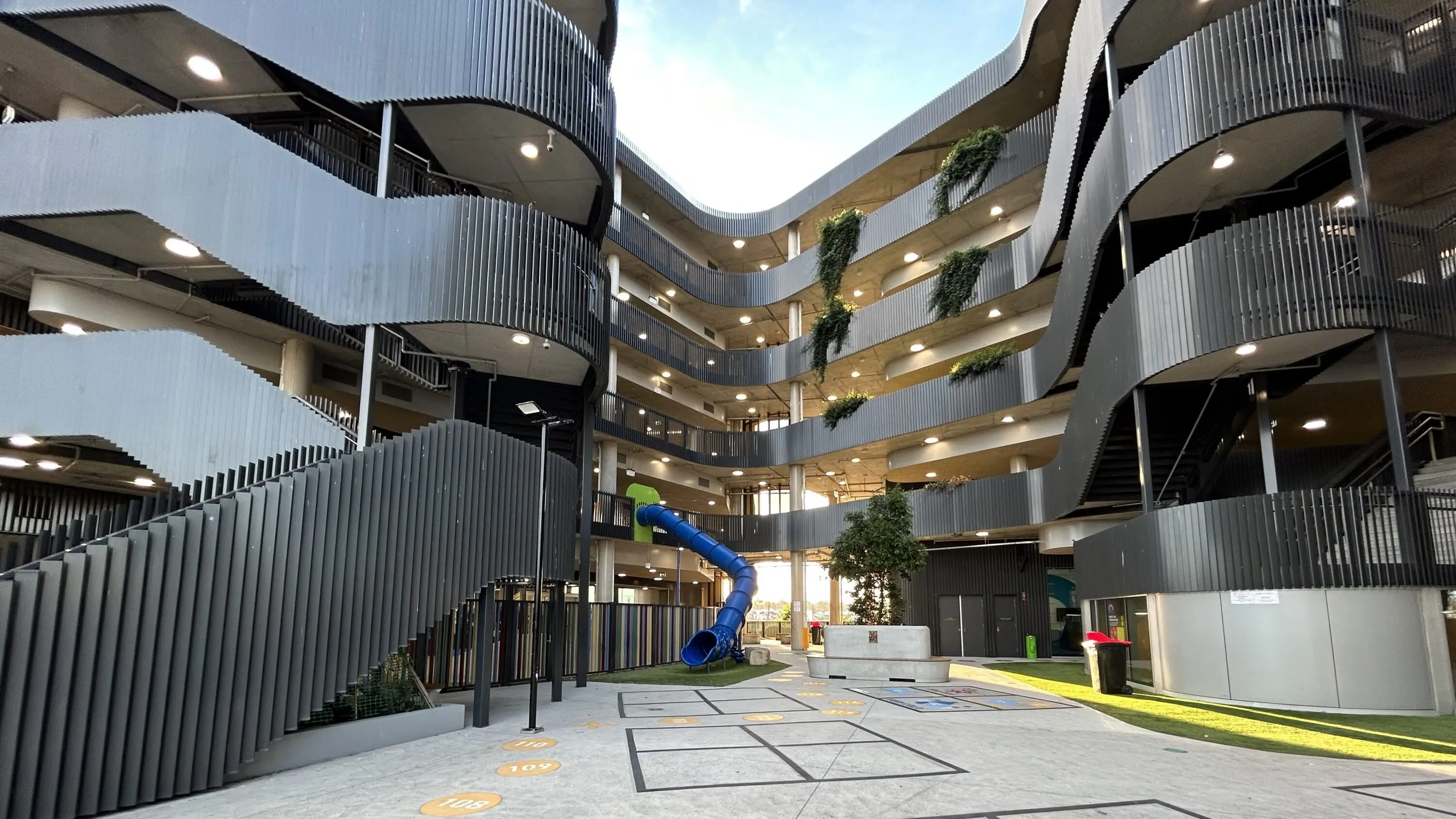 Knowledge Hub 1 External 4